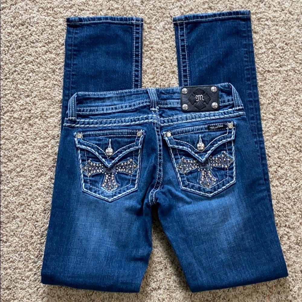 Miss Me Straight Cross Jeans